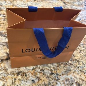 Small Louis Vuitton shopping bag